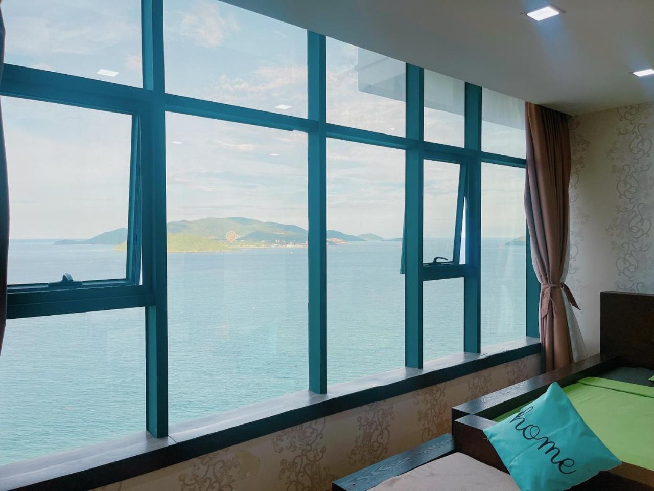 Infinity Sea View Apartment Nha Trang Exterior photo