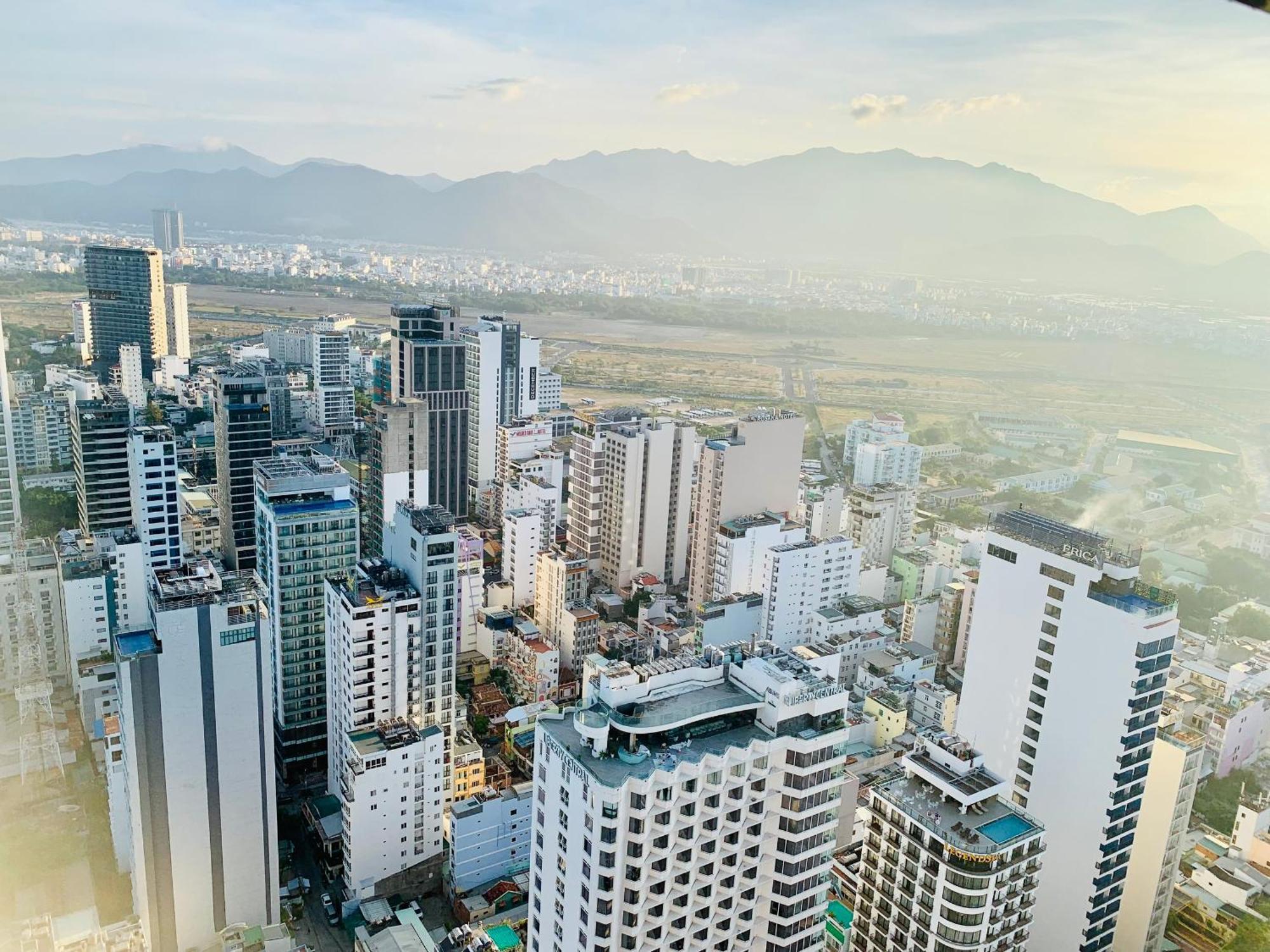 Infinity Sea View Apartment Nha Trang Exterior photo