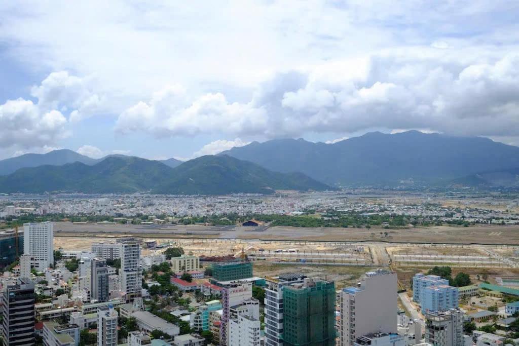 Infinity Sea View Apartment Nha Trang Exterior photo